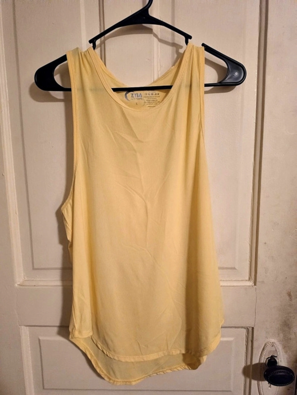 Zyia Active Ribbed Tank Top in Yellow Size Large